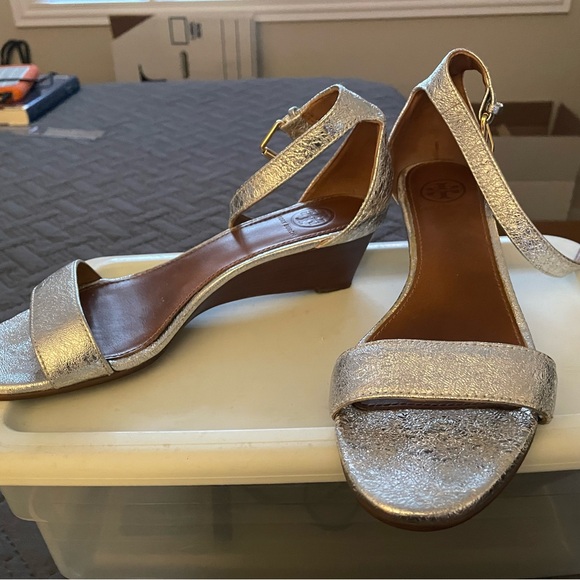 Tory Burch Silver Ankle Strap Wedge Sandals - Picture 2 of 6